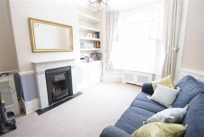 SITTING ROOM FRONT