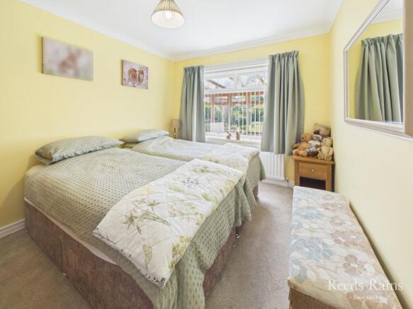 3 bed Bungalow for sale Image 12