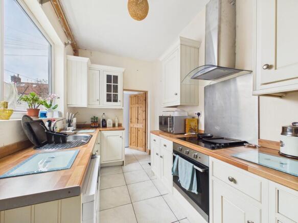 2 bed Terraced for sale Image 6