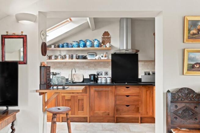 2 bed Flat for sale Image 8