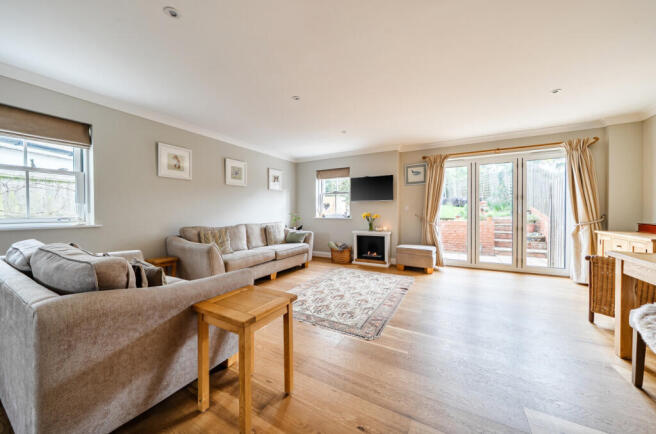 1428803-16-69b42a...