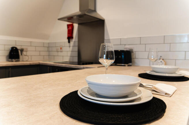 2 bed Apartment to rent Image 7