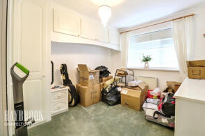 17, Jacobs Close, Sheffield S5 6EA