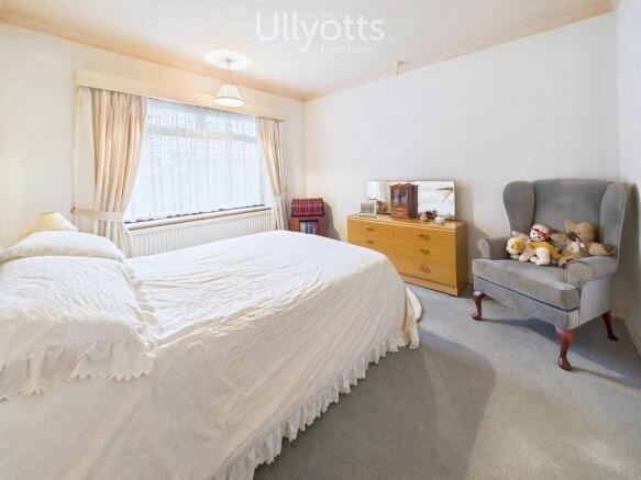 2 bed Detached Bungalow for sale Image 10