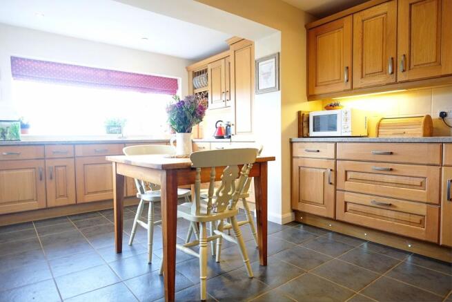 Kitchen/Breakfast