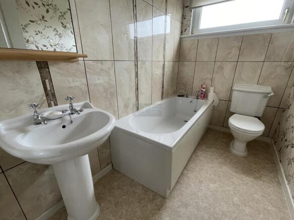 Bathroom.JPG