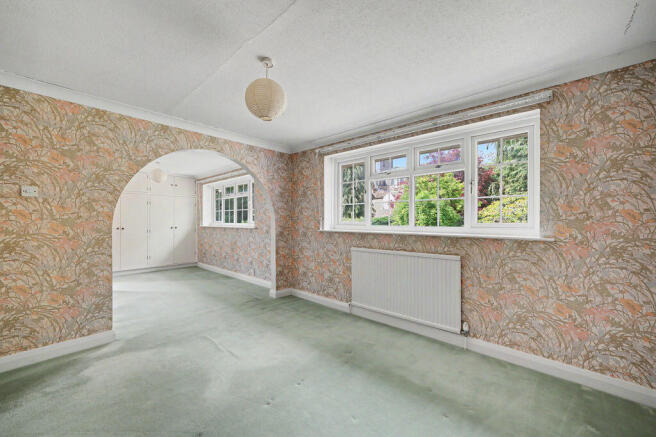 4 bed Detached for sale Image 12