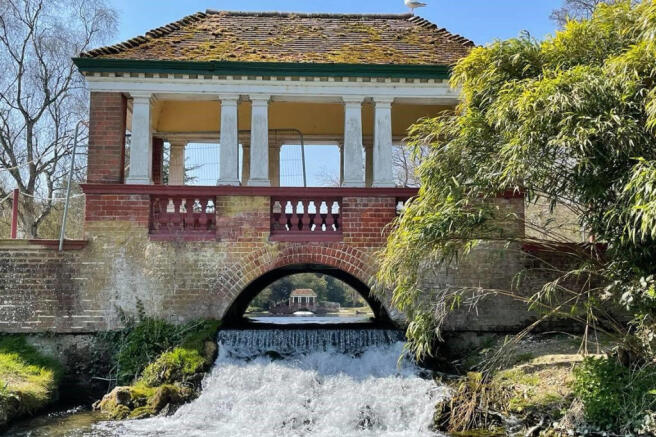 Chinese Bridge