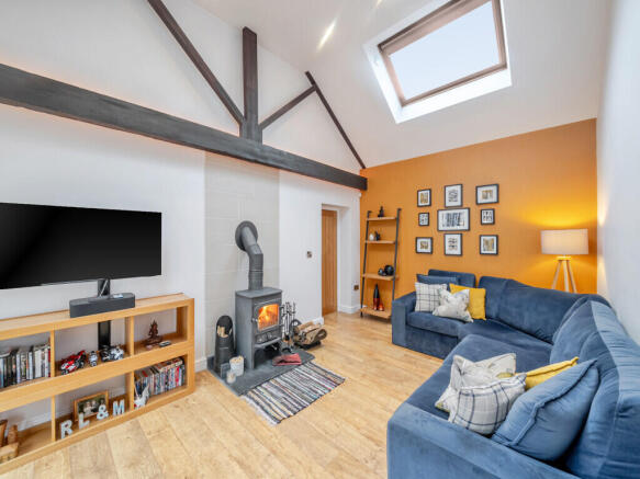 1365838-12-68ed04...