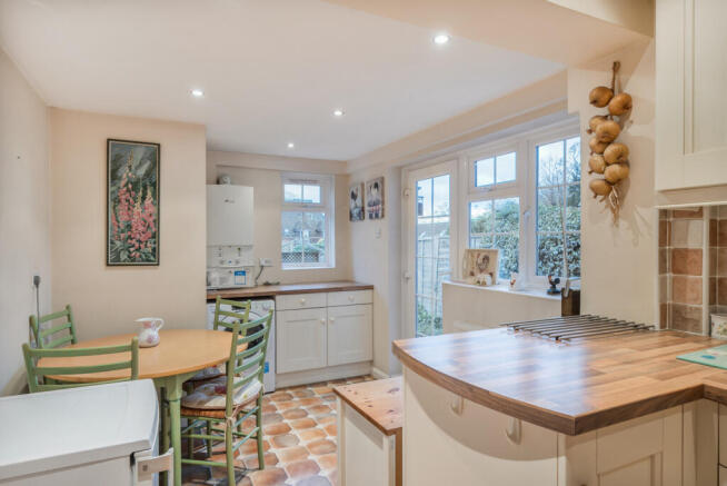 1385060-9-6926dfd...