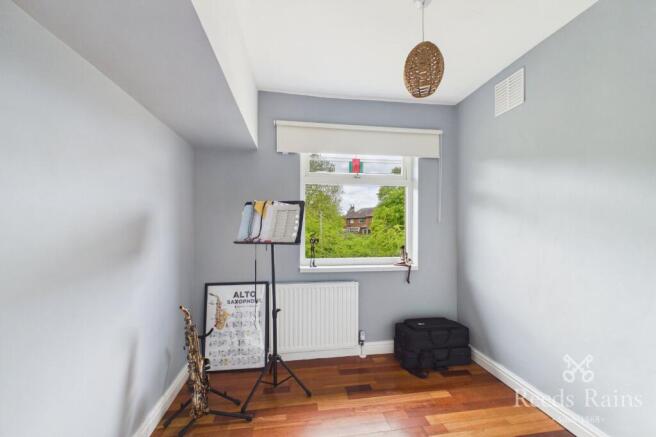 3 bed Semi-Detached for sale Image 12