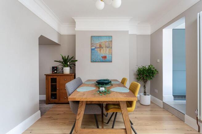 3 bed Terraced for sale Image 5
