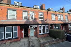 8, Roman Place, Roundhay, Leeds LS8 2DS