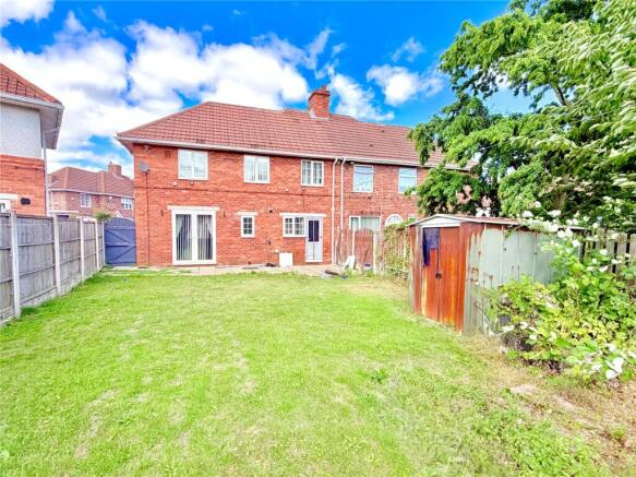 4 bed Semi-Detached for sale Image 5
