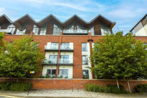 Park Way, Newbury, RG14