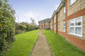 Flat 1, The Turrets, West Lane, Sittingbourne ME10 3TU