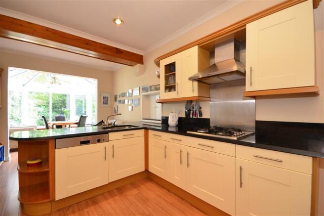 Kitchen / Breakfast Room