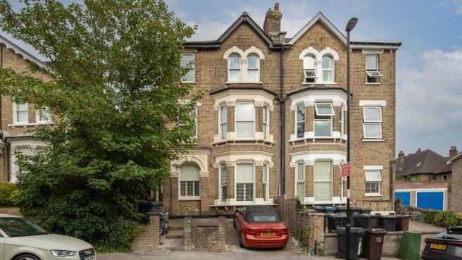 Flat C, 37 Birdhurst Road, South Croydon, CR2 7EF