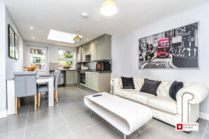 42, Saltwell Street, London E14 0DZ