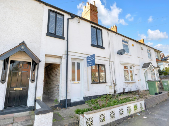 2-bed terraced on New Street, Oadby, LE2, £160,000