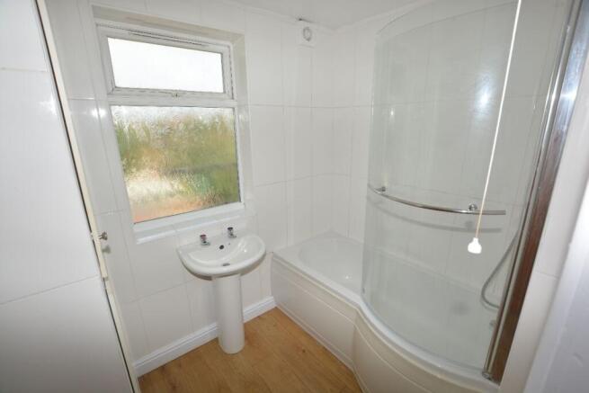 3 bed Terraced to rent Image 12