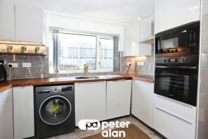 29, Central Avenue, Blackwood NP12 3LE