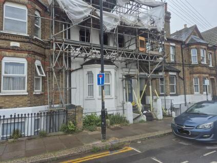 Basement Flat, 7 Richmond Street, Herne Bay, Kent CT6 5LR