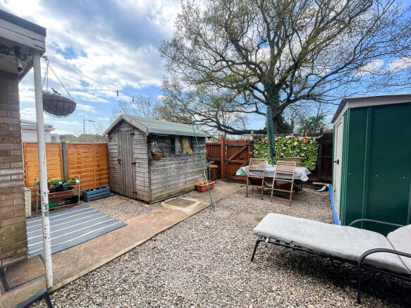 14 Withies Close - Garden