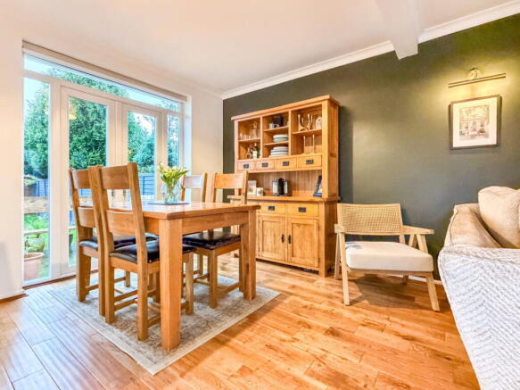 3 bed Semi-Detached for sale Image 6