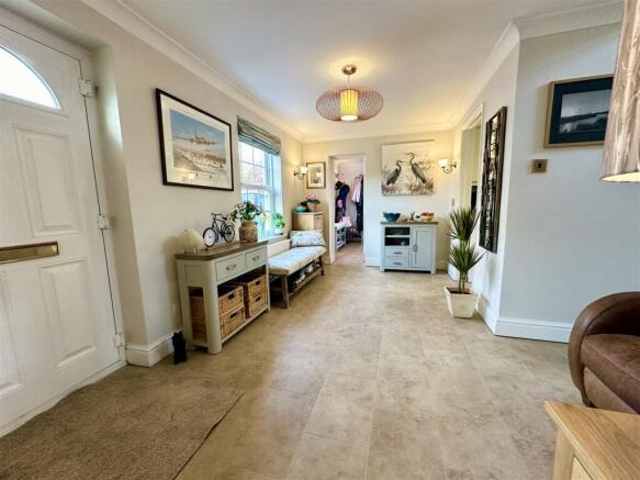 entrance hall.JPEG