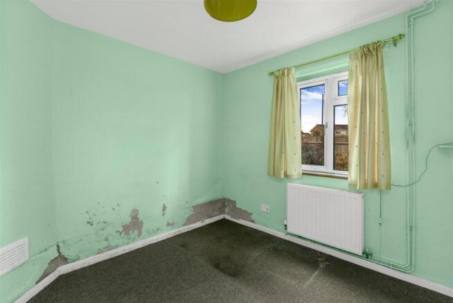 2 The Avenue, Middleton Cheney-8.jpg