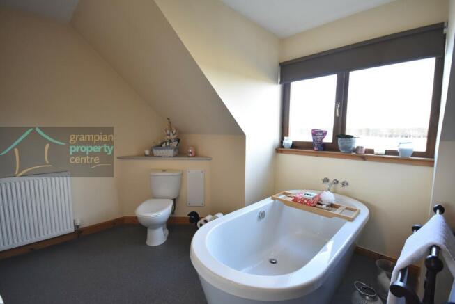 bathroom 2.JPG