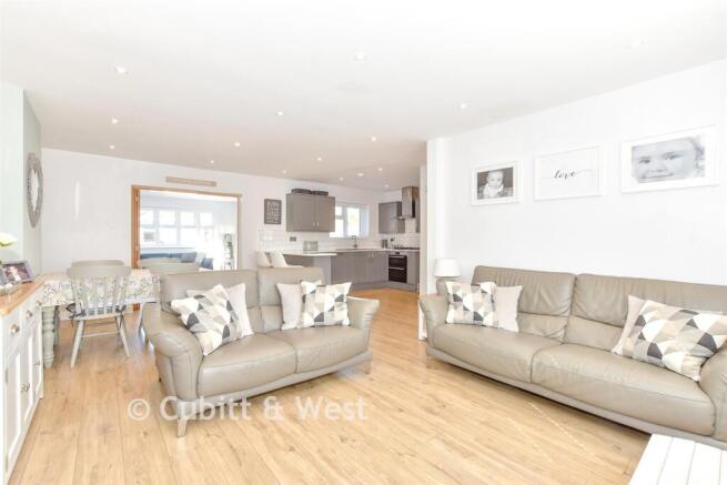 Lounge/Diner/Kitchen