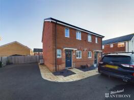 19, Rutherford Crescent, Leighton Buzzard LU7 3GE