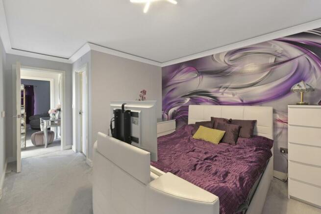 Main Bed