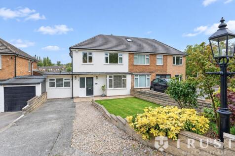 Bradford Road, Batley, WF17
