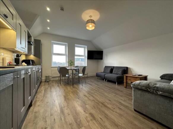 1 bed Flat for sale Image 5