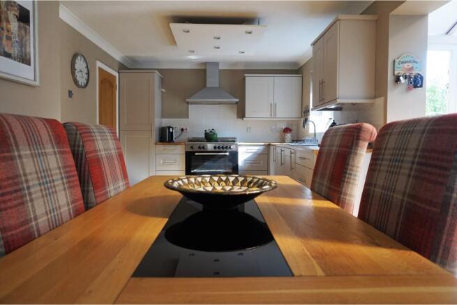 Kitchen / Diner