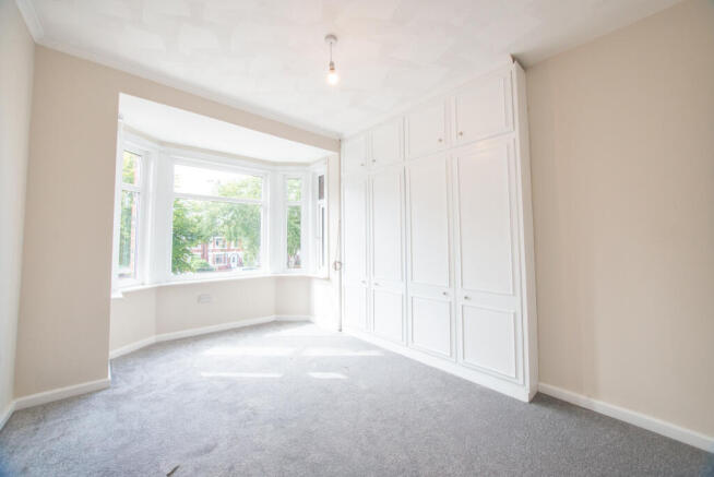 3 bed Terraced to rent Image 8
