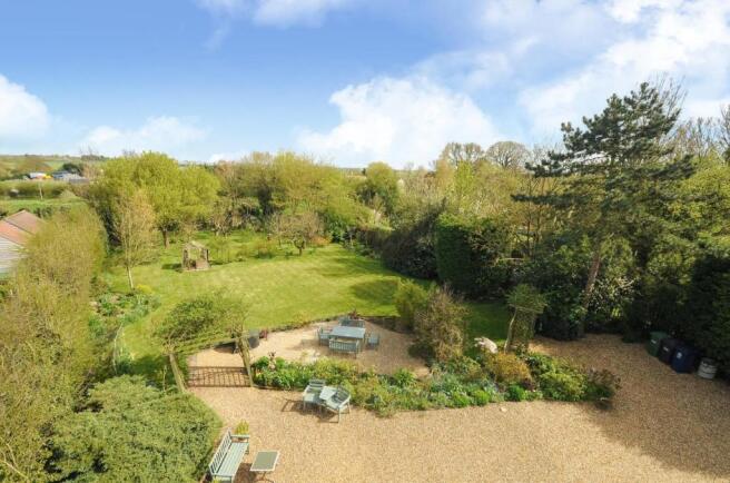 OUTSIDE & GARDENS