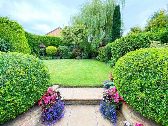 Garden 5.jpg