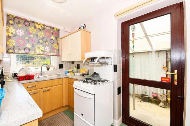 Glebe Crescent, New Bilton, Rugby, CV21 photo 4