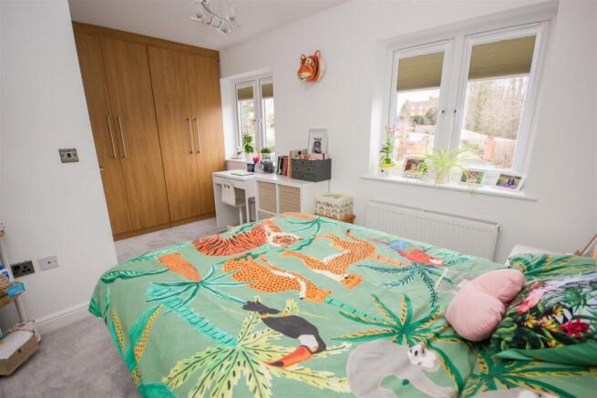 Bedroom 3 a.jpg