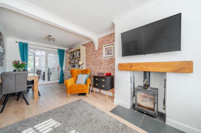 1360695-11-68da8c3361813