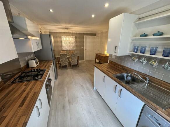 Open Plan Kitchen and Dining Room