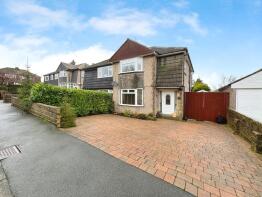 4, Birchlands Grove, Wilsden, Bradford BD15 0HD
