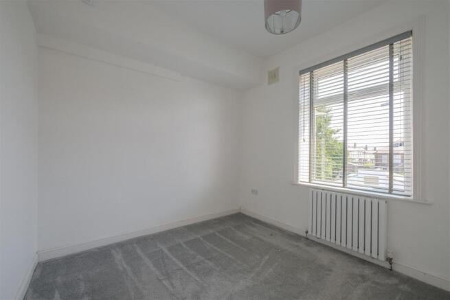 2 bed Terraced for sale Image 10