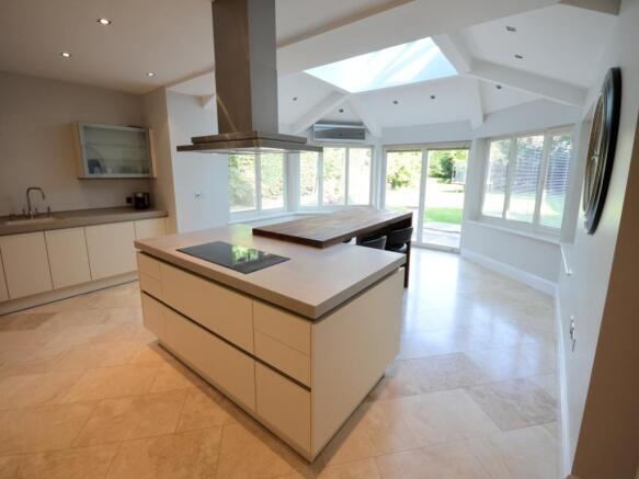 Dining kitchen