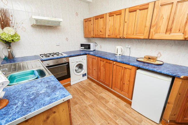 Kitchen (2)