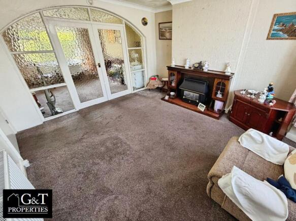 FIRST RECEPTION ROOM